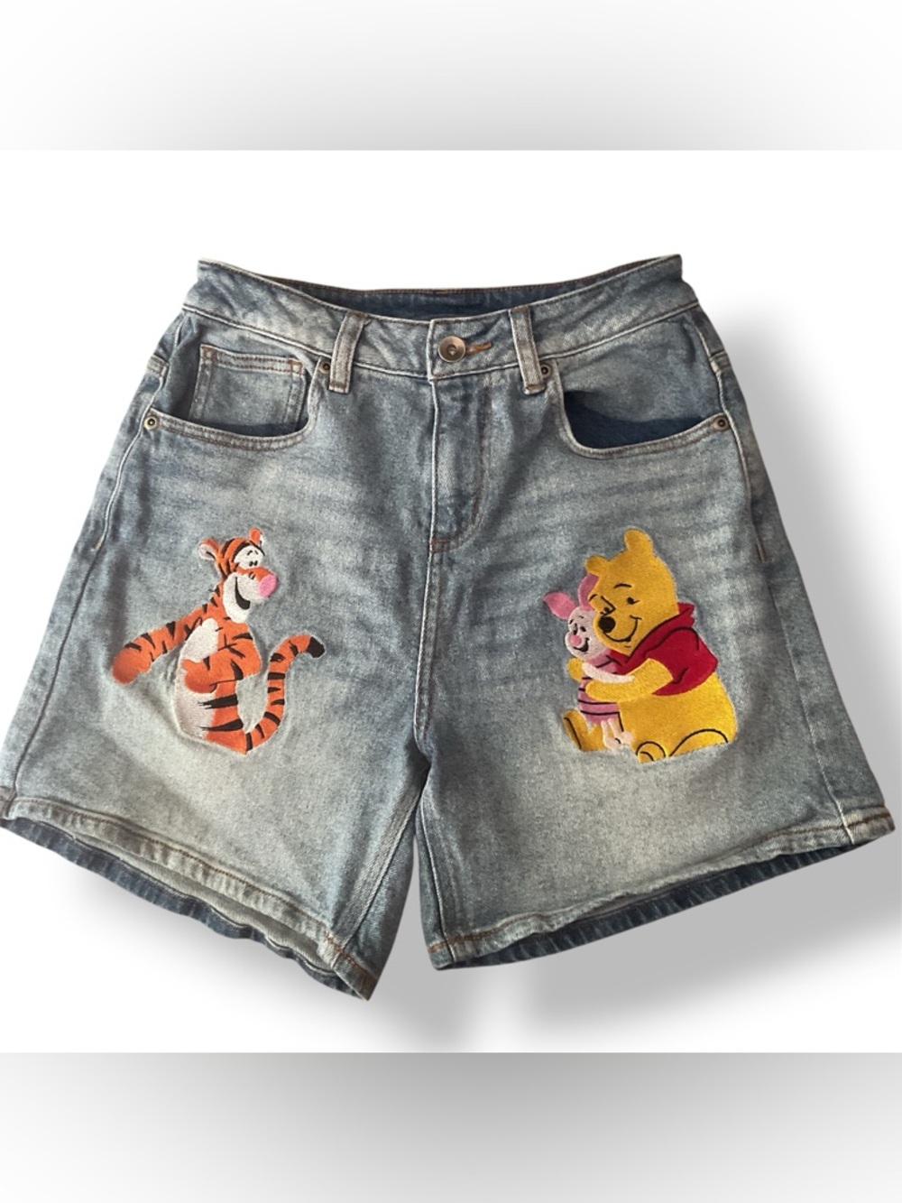 Disney Winnie The Pooh Embroidered Mom Denim Shorts Size 1/25